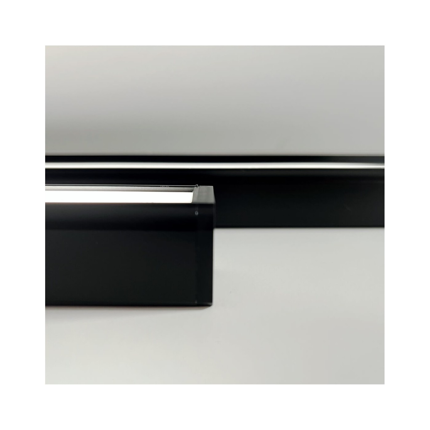 Lampa oświetleniowa LED